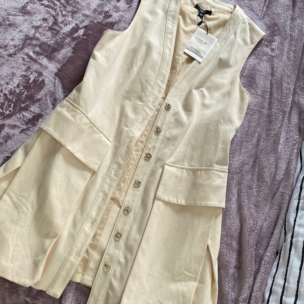 Shein long Blazer with out sleeves
